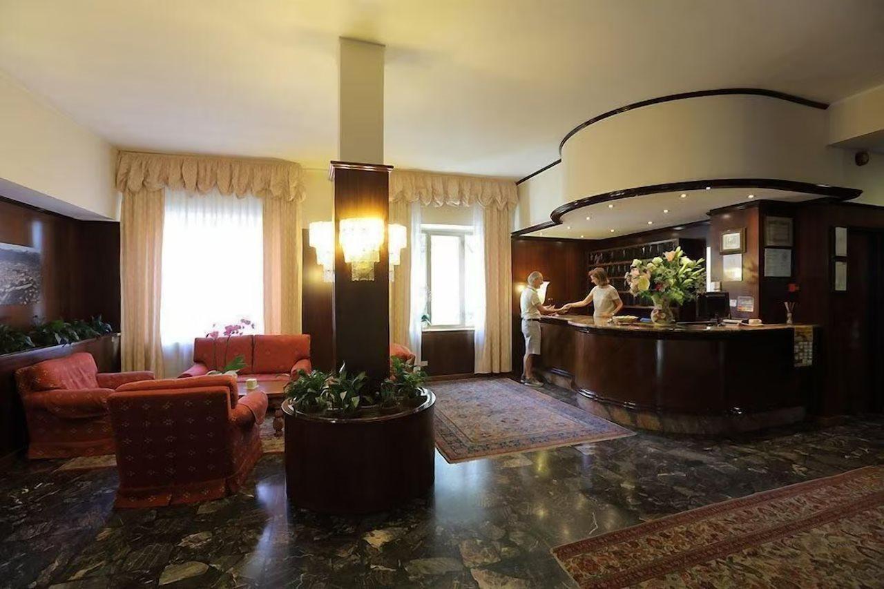 Hotel Bergamo San Bartolomeo Al Mare Exterior foto